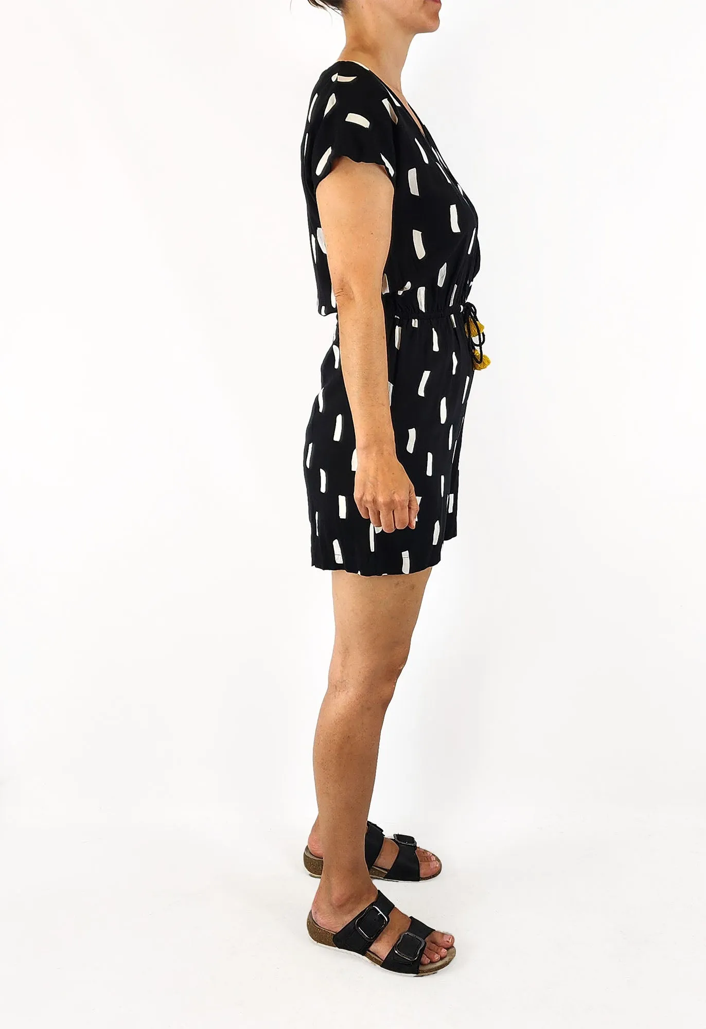 Elm black and white print playsuit size 8