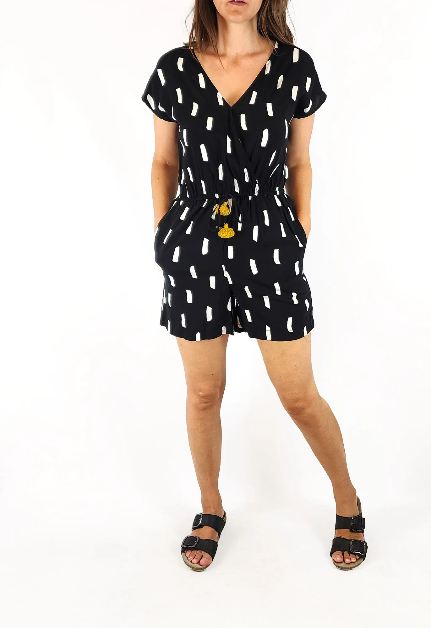 Elm black and white print playsuit size 8