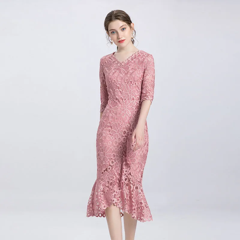Europe and the United States high-end large size mother with big temperament slim hip tail sleeve flower dress