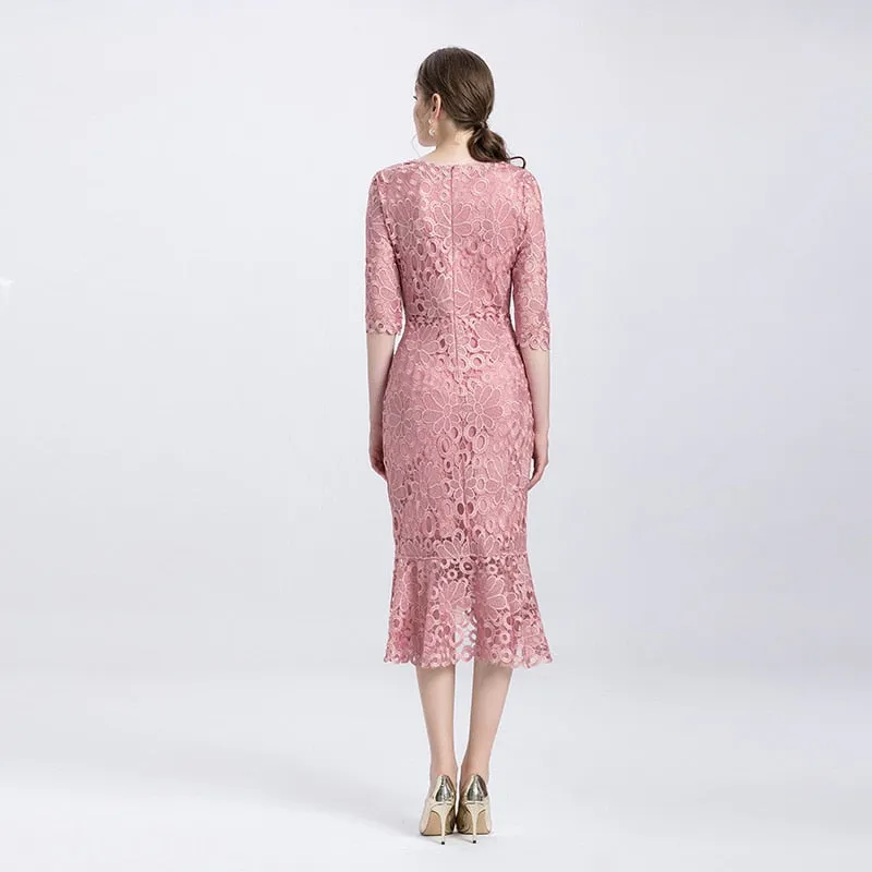 Europe and the United States high-end large size mother with big temperament slim hip tail sleeve flower dress