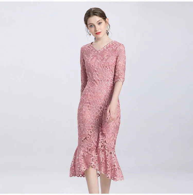 Europe and the United States high-end large size mother with big temperament slim hip tail sleeve flower dress