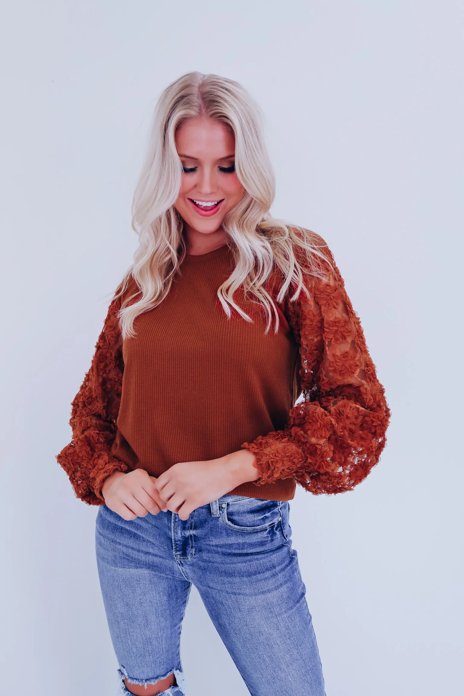 Fiori Lace Sleeve Top - Rust