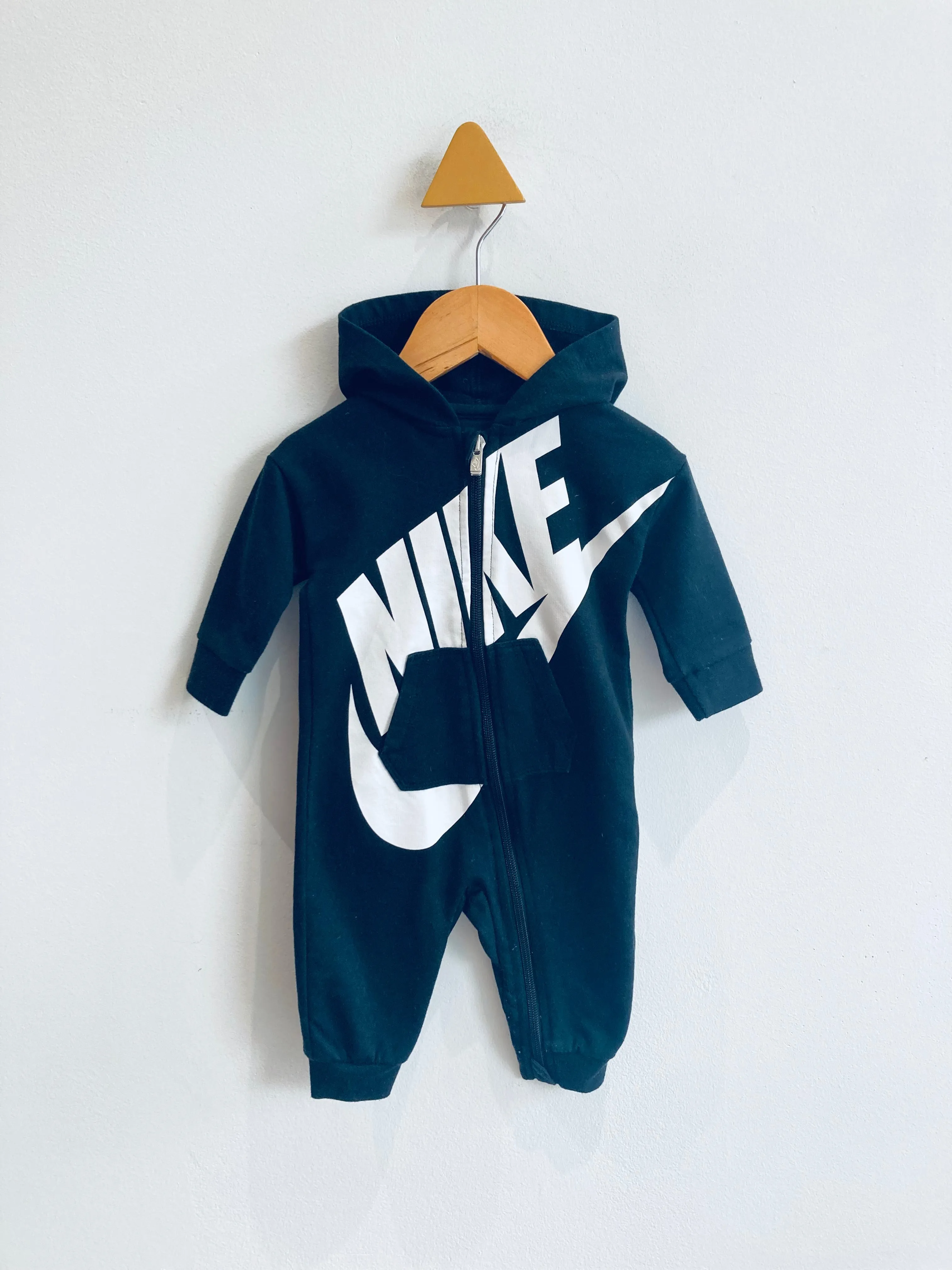 Logo Romper // 6M