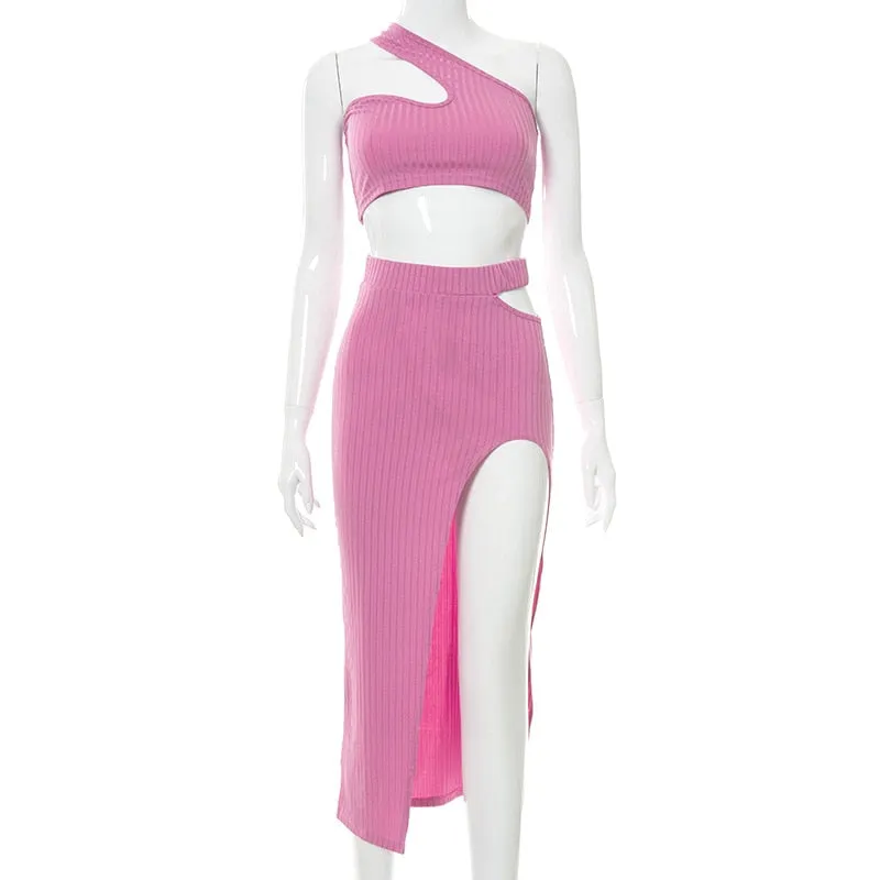 One-shoulder Bra Crop Tops and High Waist Cut Out Slit Skirt