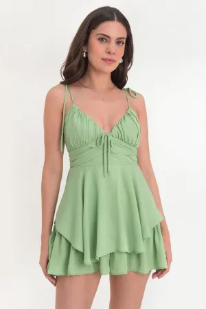 Playsuit de escote plisado lazo tirantes nudo
