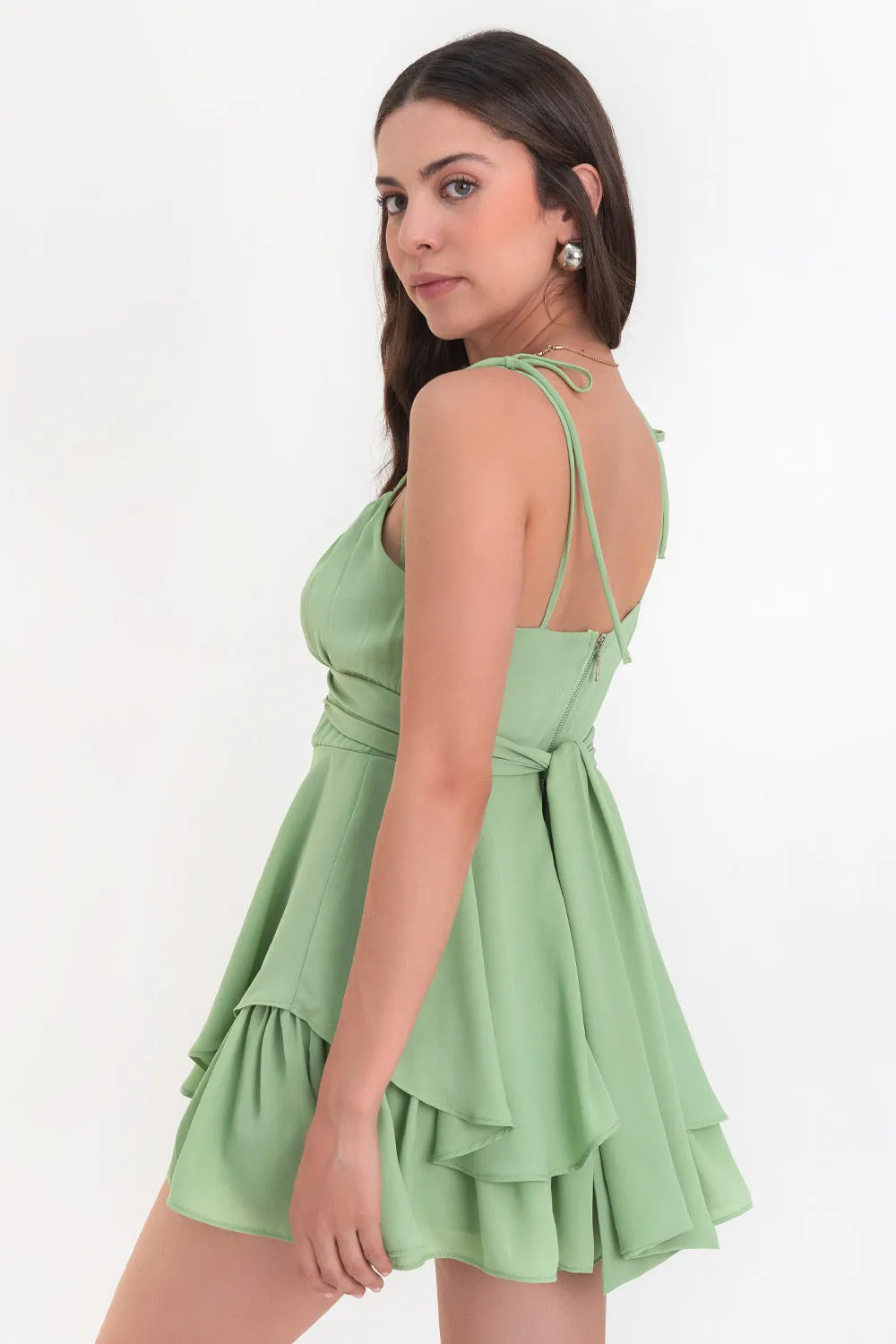 Playsuit de escote plisado lazo tirantes nudo