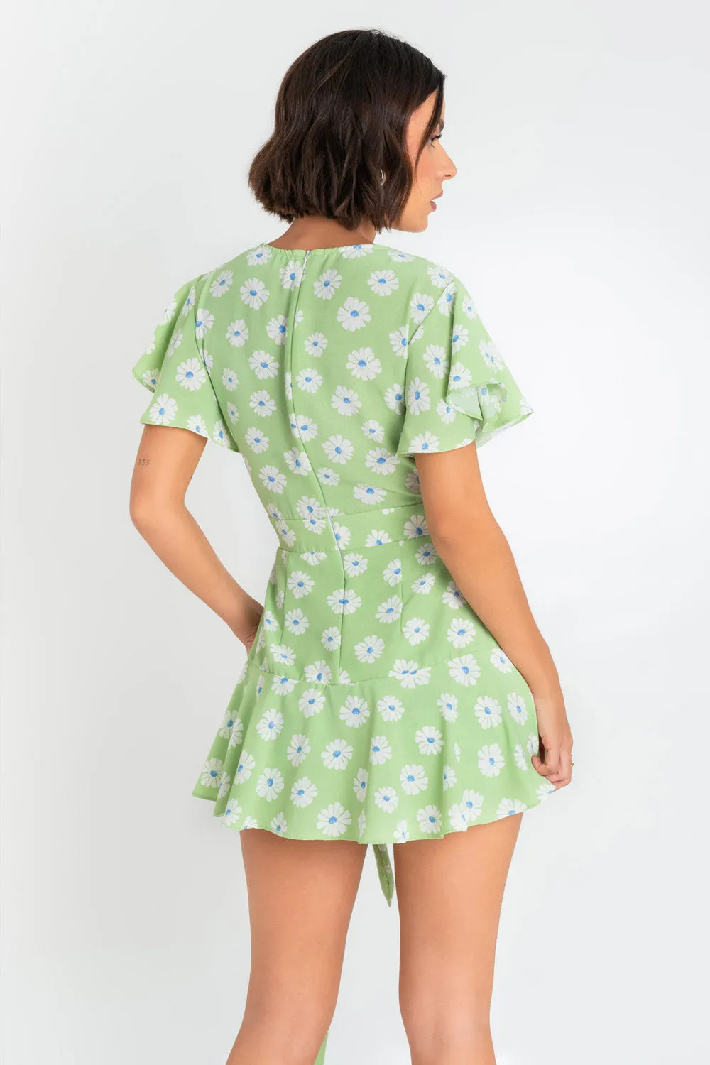 Playsuit floral de manga corta con olanes