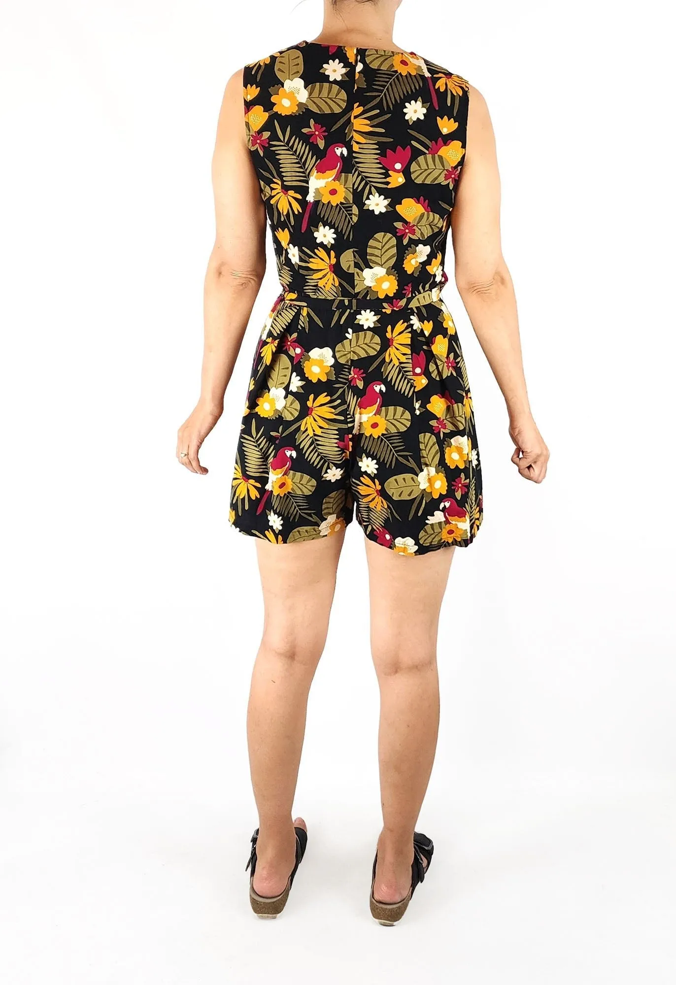 Princess Highway parrot print playsuit size 8