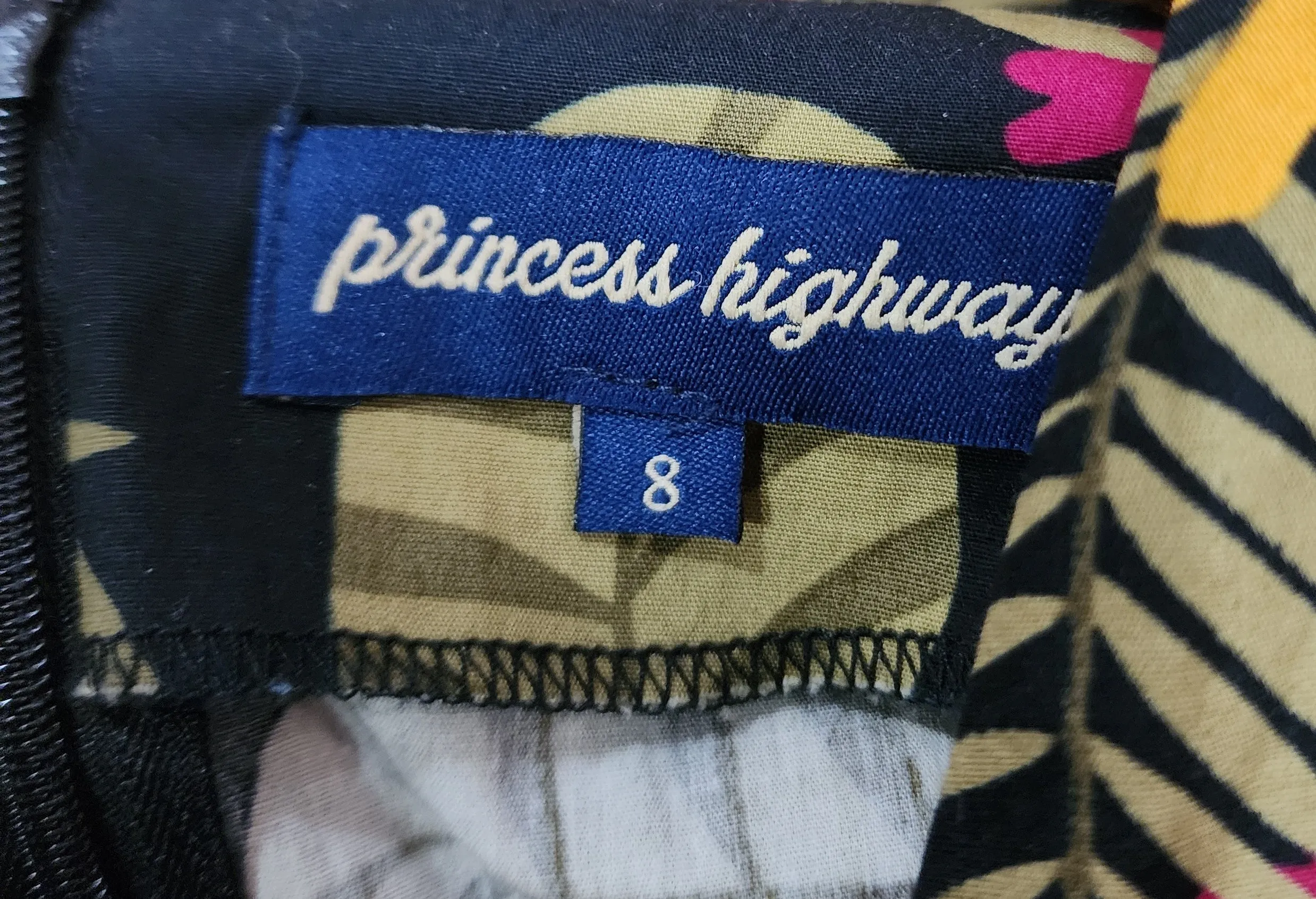 Princess Highway parrot print playsuit size 8