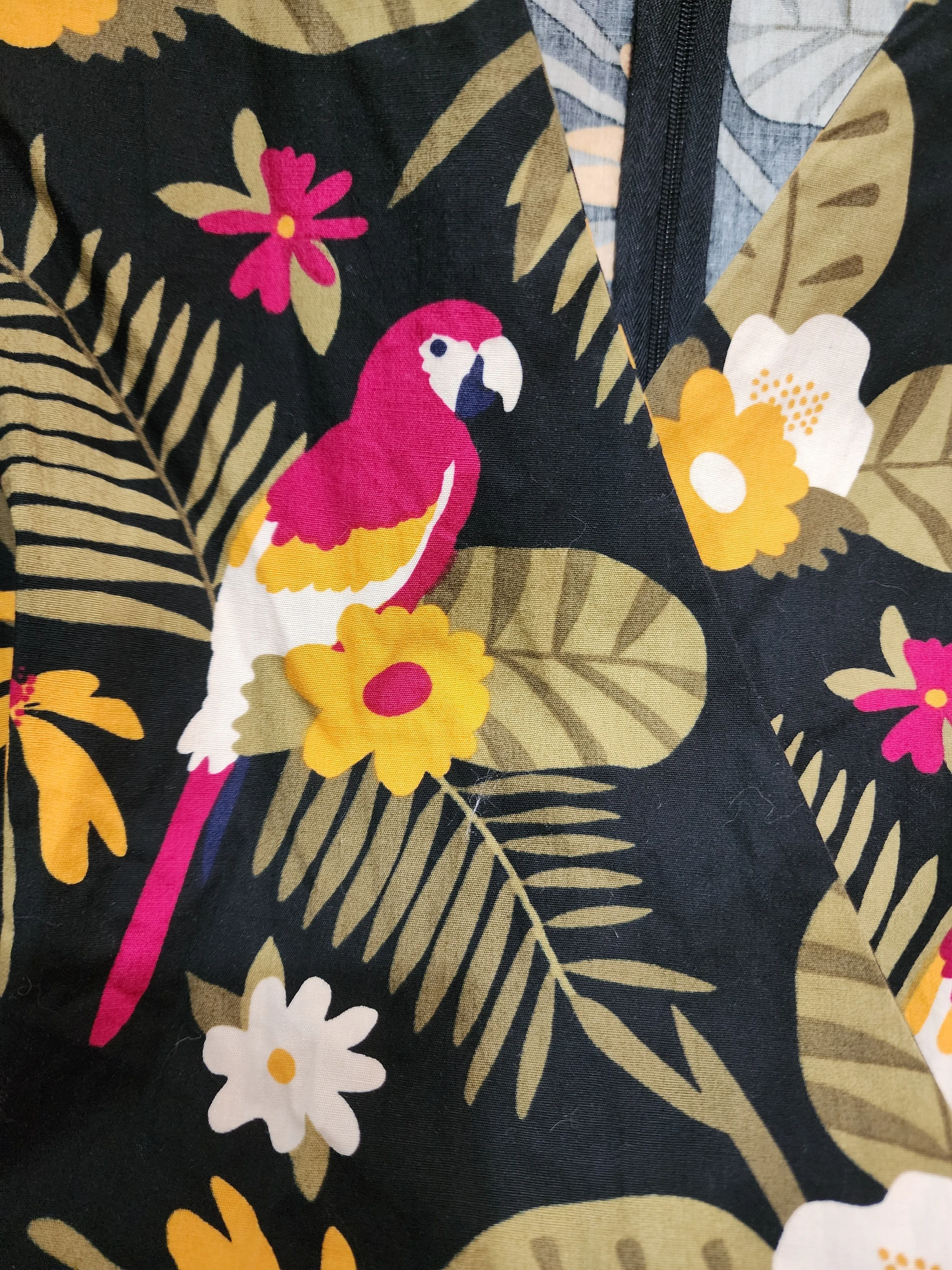 Princess Highway parrot print playsuit size 8