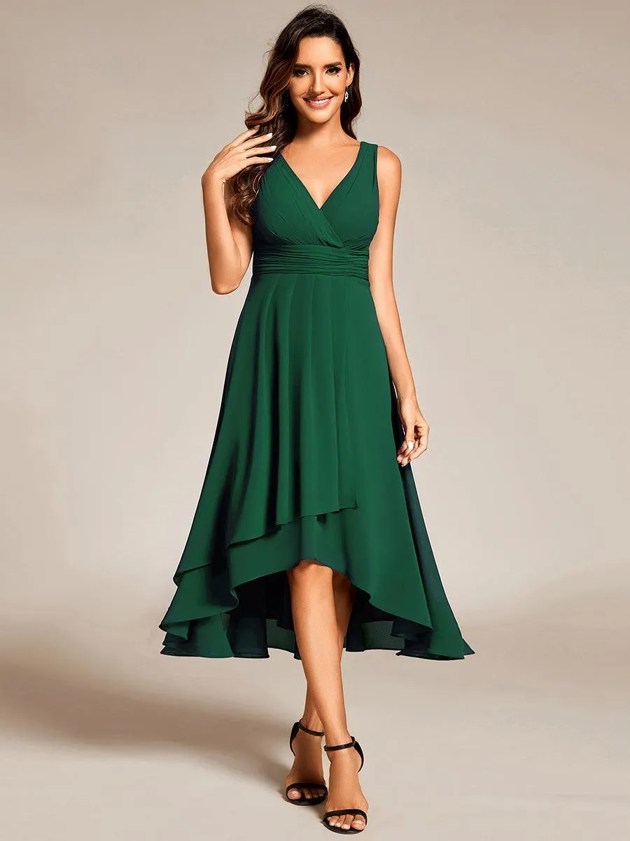 Robe d'invité de mariage élégante en mousseline de soie plissée sans manches à col en V