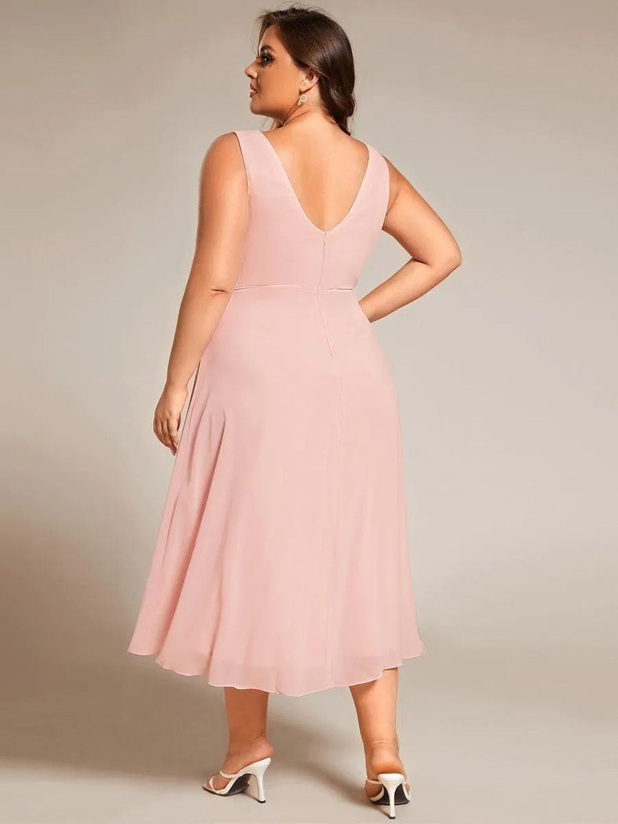Robe d'invité de mariage élégante en mousseline de soie plissée sans manches à col en V