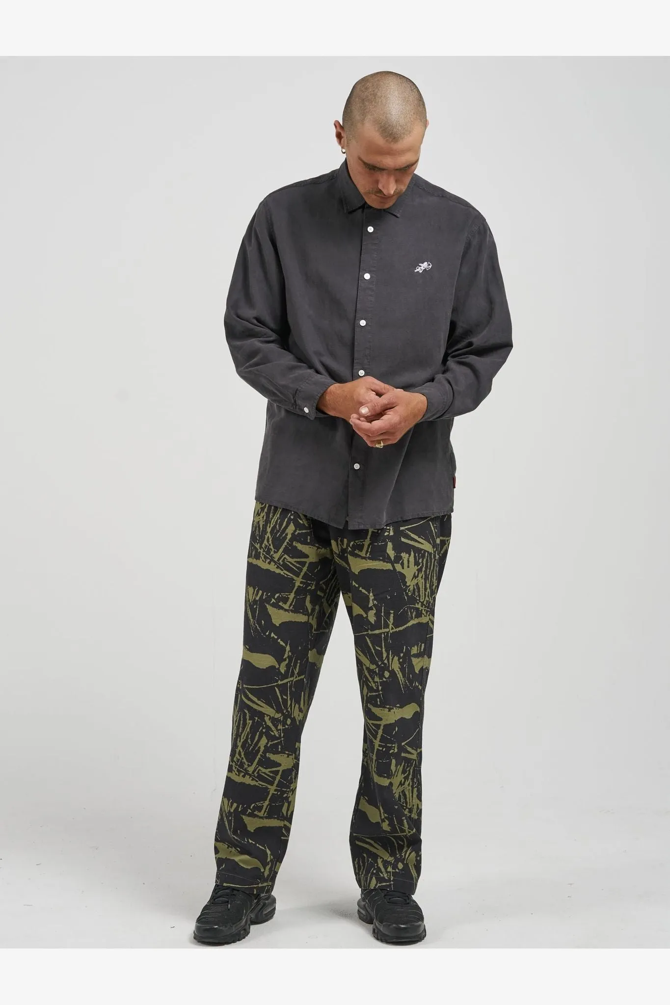 WORSHIP CHERUB LONG SLEEVE SHIRT - WORN BLACK